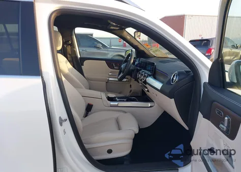 2021 Mercedes-Benz Glb 250 z USA, uszkodzony, nr VIN W1N4M4GB3MW151141